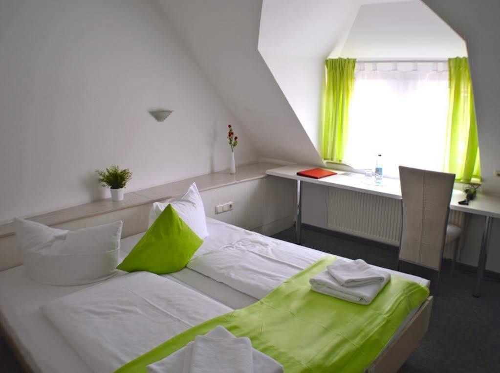 Hotel Kunterbunt In Wuerzburger Innenstadt Εξωτερικό φωτογραφία